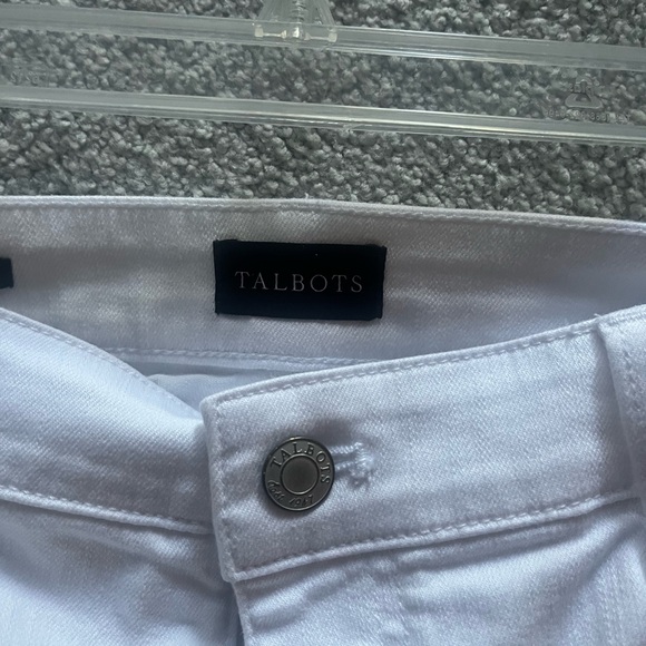 Talbots White Jean Shorts and Skirt Classic Design size 12 - Picture 2 of 3